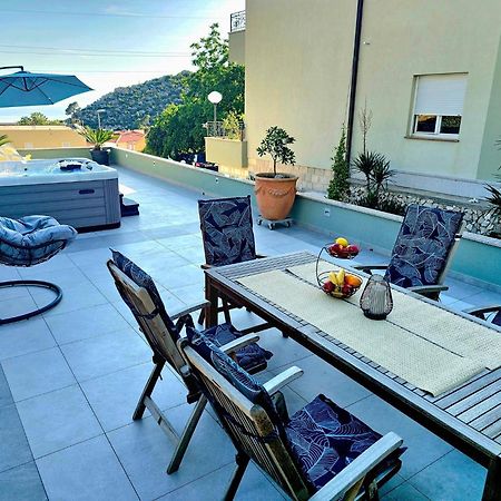 Apartment Tomic 2 Makarska Exterior foto